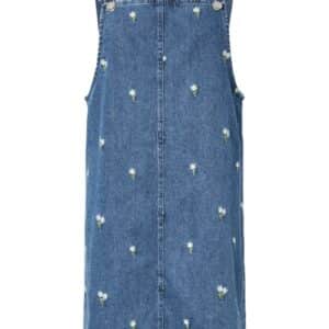 Pieces - Kjole - Flora SL Denim Spencer Dress - Medium Blue Denim/White Flower Embroidery